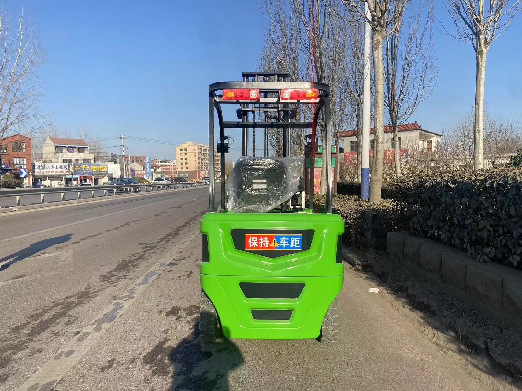 1 Ton Electric Forklift with Solid Front Tyres and Hydraulic Steering for Warehouse