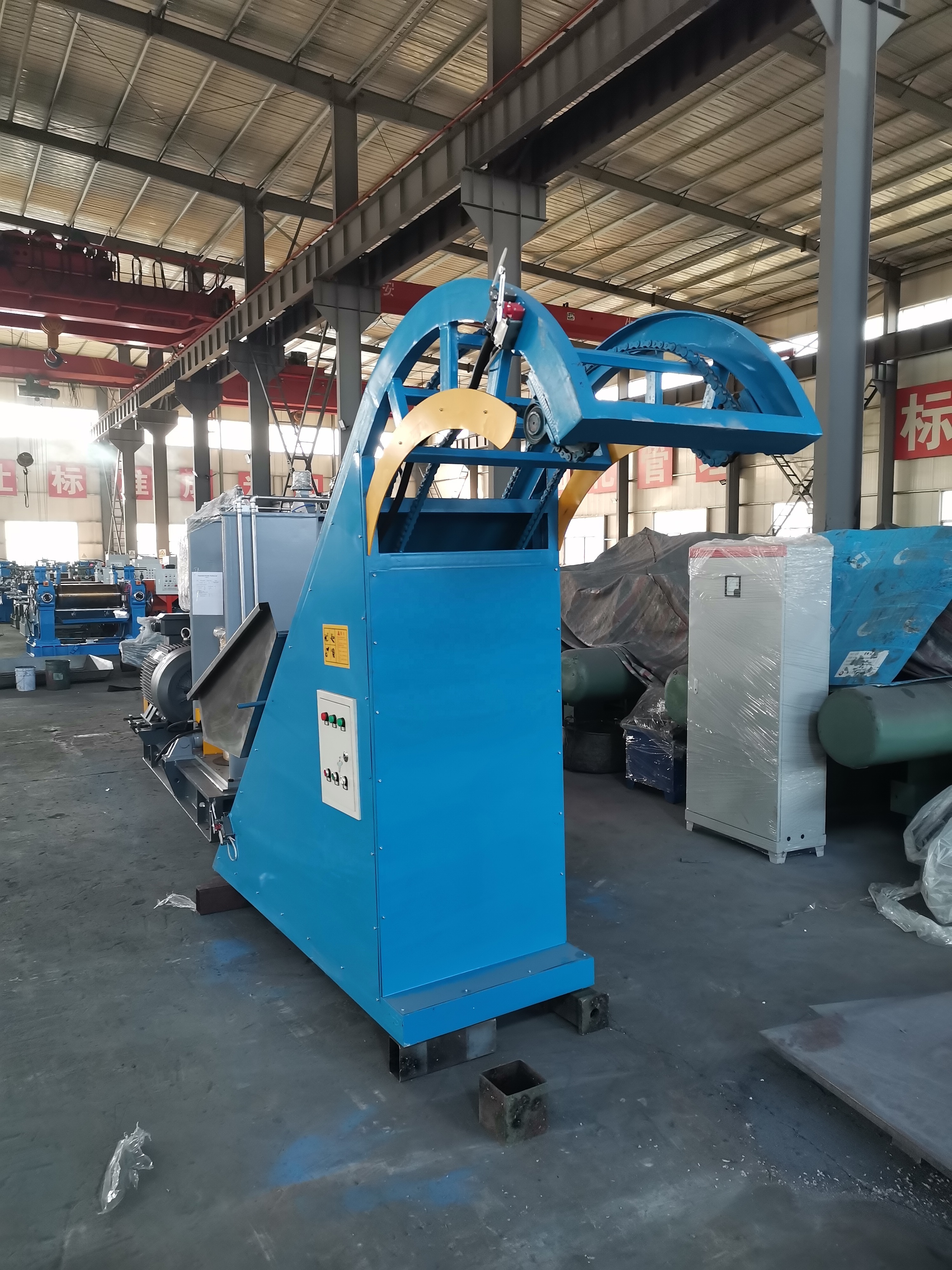 Automatic Rubber Elevator Lift for Quick and Smooth Vertical Movement