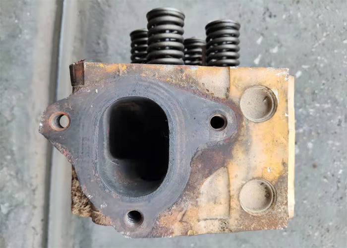Second Hand 12 Valve Cylinder Head 6D125-1 For PC400-5 Excavator