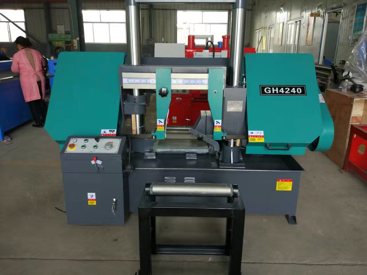 New double column horizontal band saw machine metal cutting GH4240 from china supplier