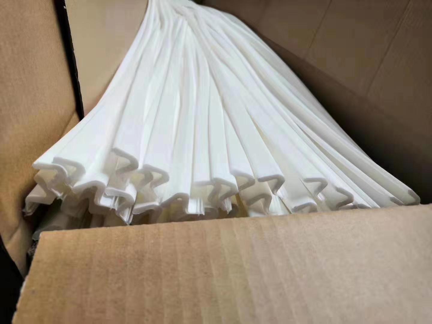 Perfectly Sealed Kerf Insert Sealing Strip for Wooden Door Threshold Weatherstripping