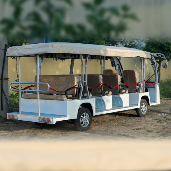 14 Passengers Electric Sightseeing Car Road Legal Mini Bus UTV White Color Support Free ODM