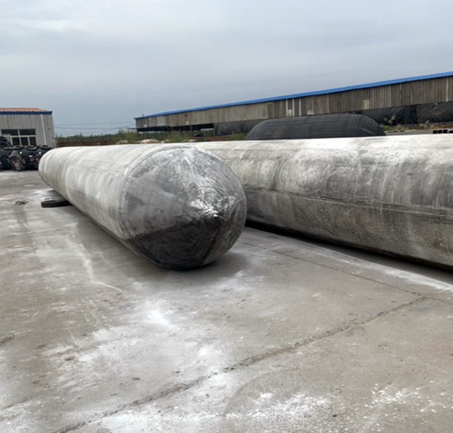 Working Pressure Inflatable Marine Airbags Cylindrical Shape Salvage Air Bags