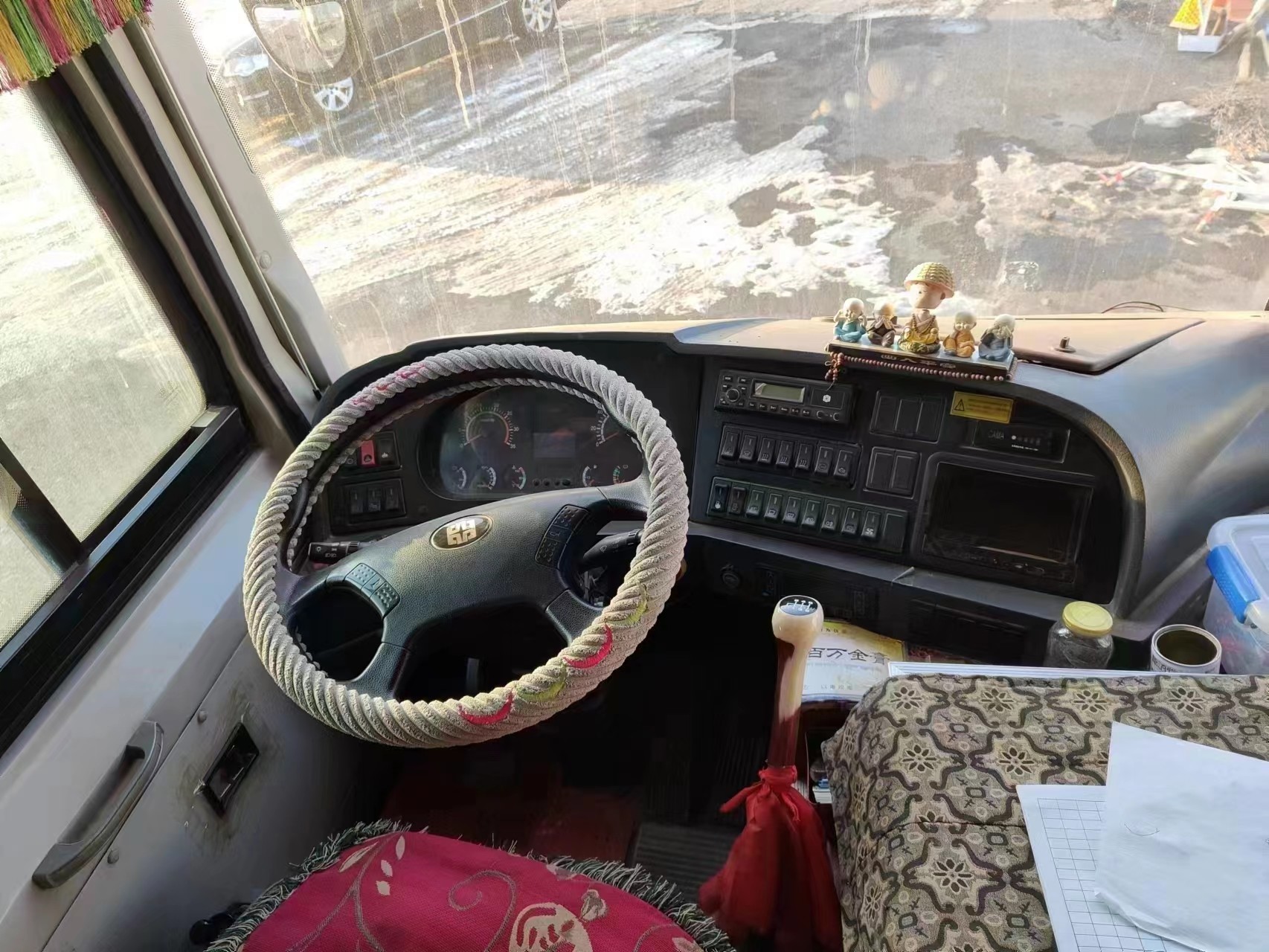 Lck6108d Used Commercial Zhongtong Bus Front Engine Bus 43seats 2017
