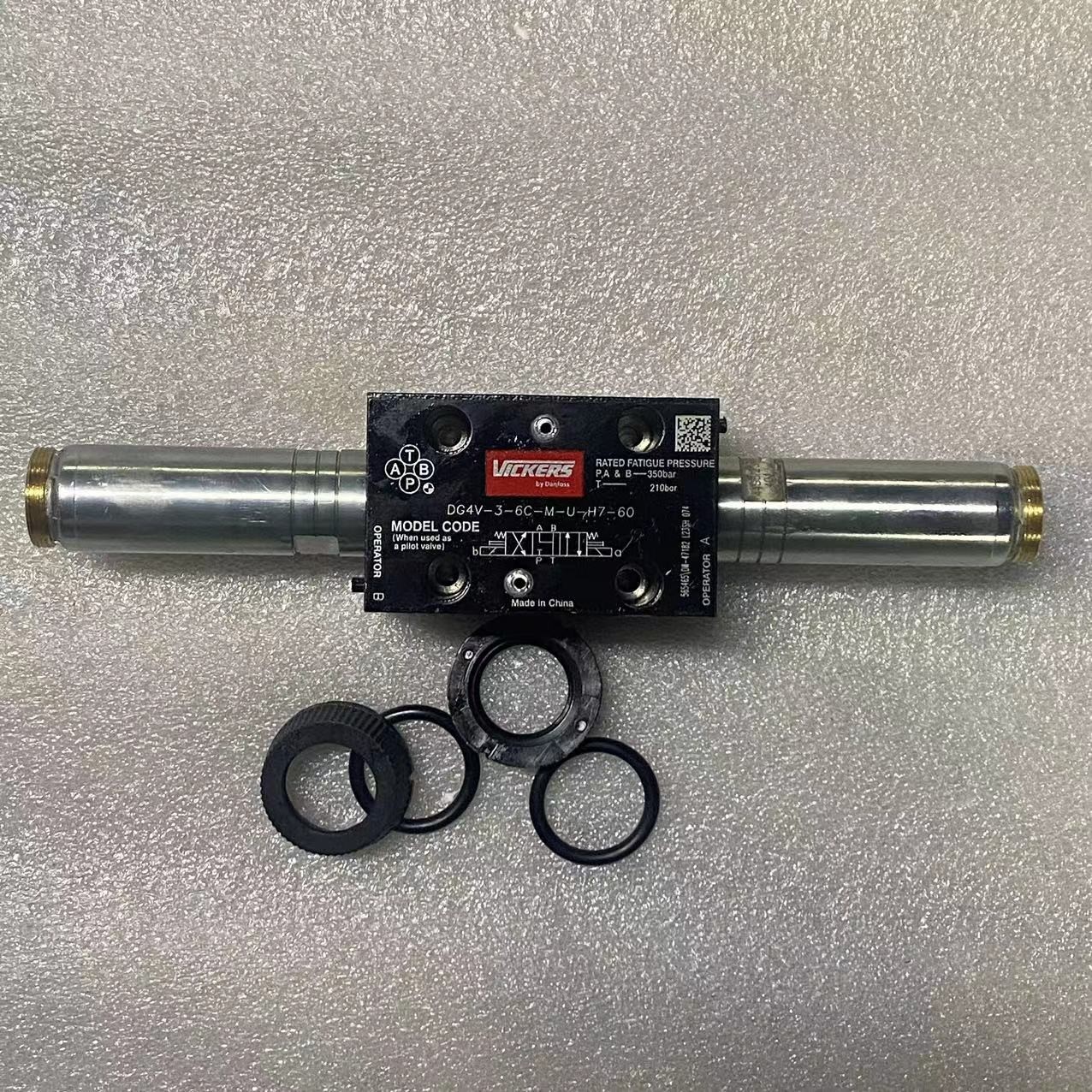 Danfoss Solenoid Valve DG4V-3-6C-M-U-H7-60 Concrete Pump Truck Spare Parts For PM Sany Zoomlion