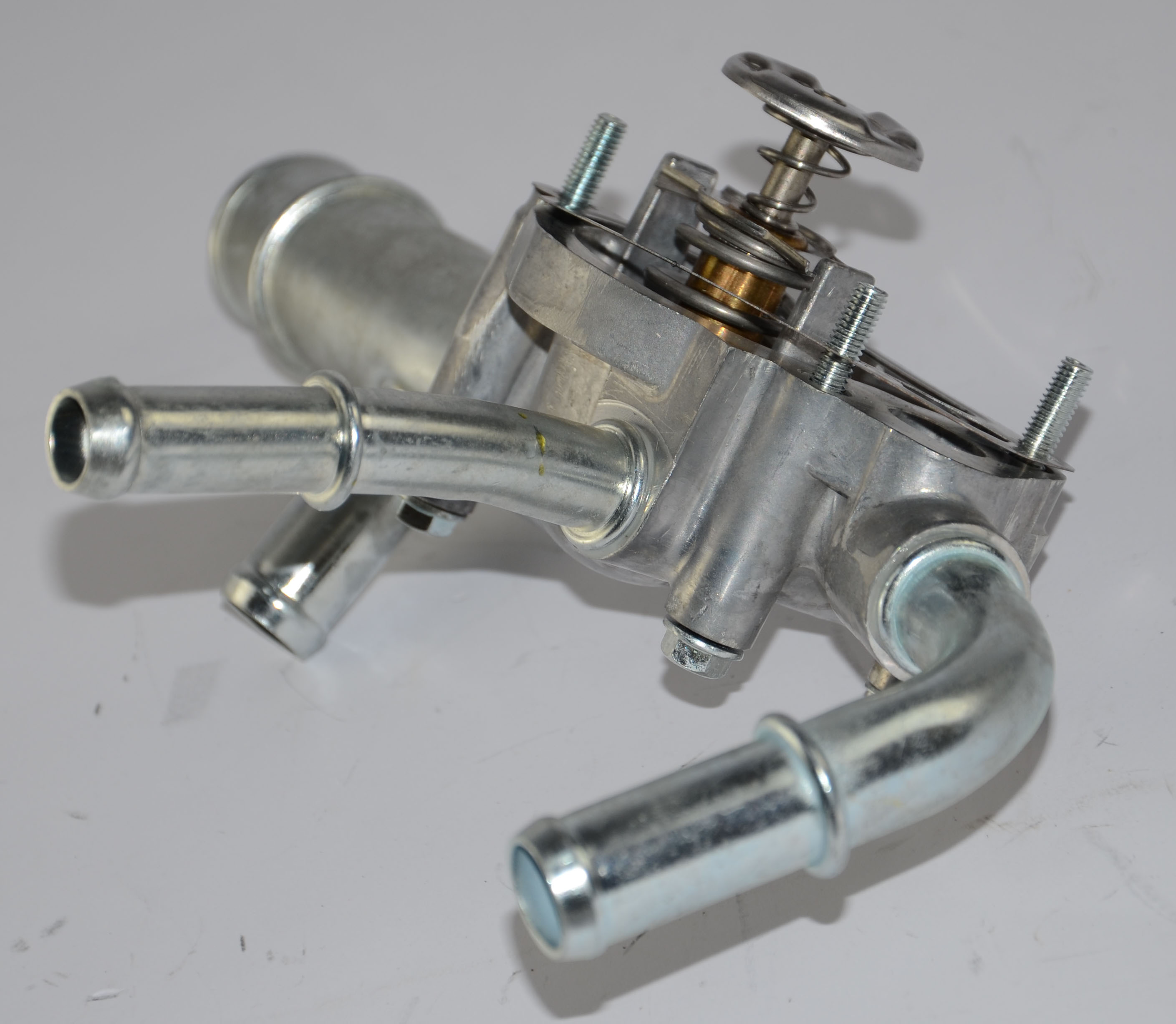 Engine Coolant Thermostat for Chevrolet Malibu Buick LACROSSE 12689039 12638836 12631889 12681132 12603830