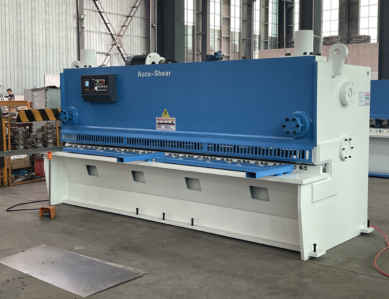 3200mm Guillotine Cutter 6mm Hydraulic Guillotine Shearing Machine With Pneumatic Support Rack