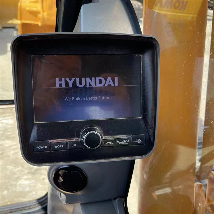 Shanghai Used Hyundai 220 LC 9S with 1.03m3 Bucket Capacity and Original Hydraulic Pump