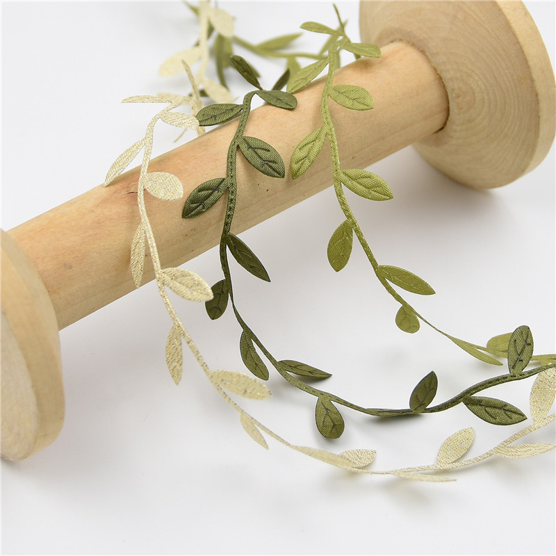Polyester Leaf Ribbon Ultrasonic Red Poly Ribbon For Wedding Decoration