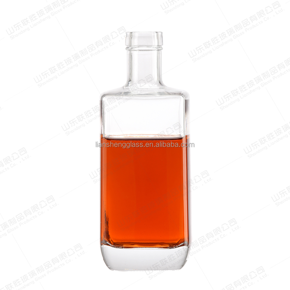 Clear Surface Handling 250ml 500ml 700ml 750ml Custom Square Empty Liquor Glass Bottles