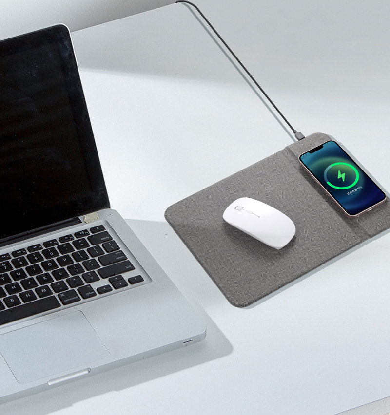 Office Desk Custom Logo Qi Wireless Charging Mouse Pad with Private Mold and Protection