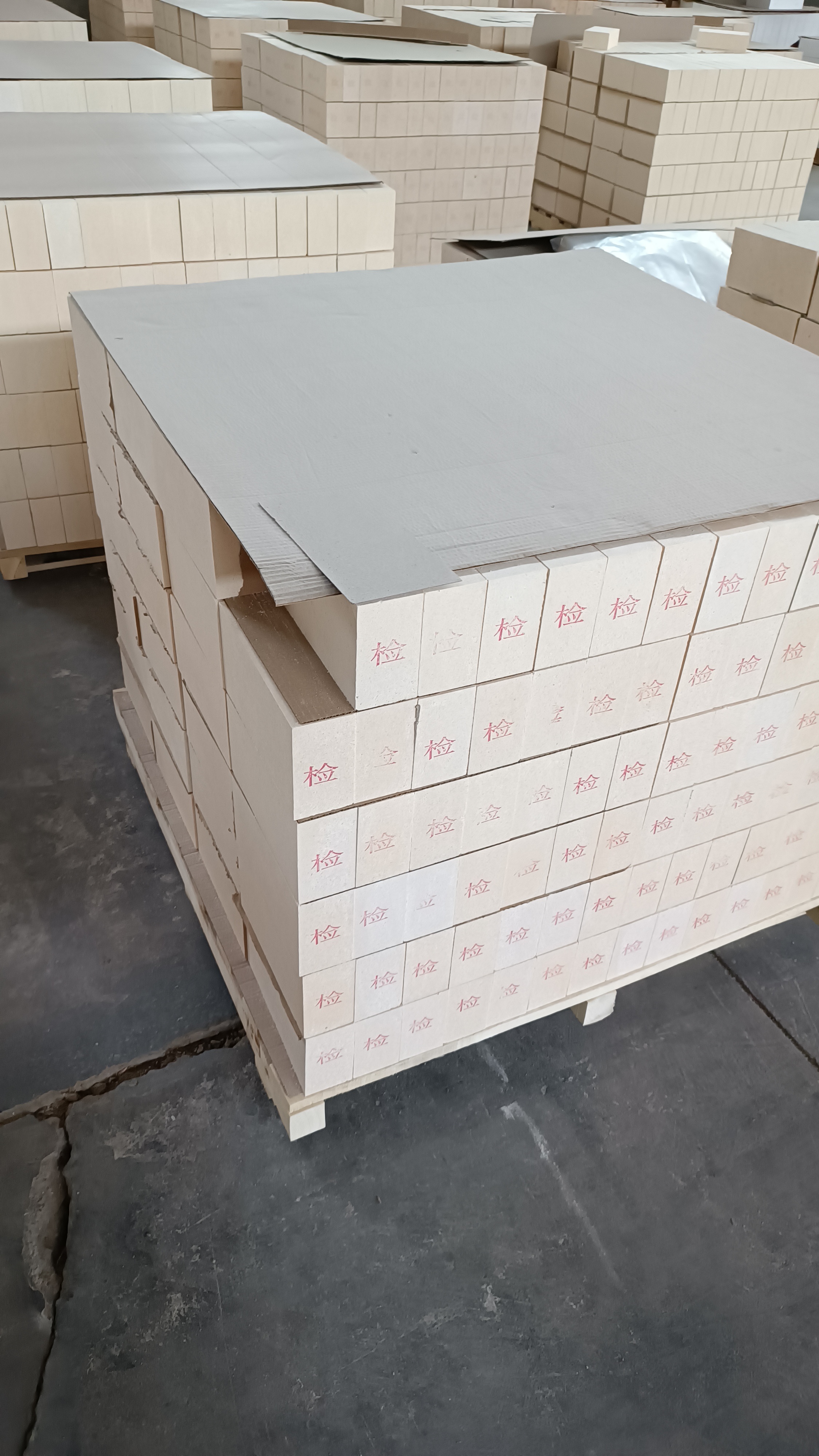 White Zirconia Corundum Brick for Reheating Furnace in Steel Making Henan Refractory