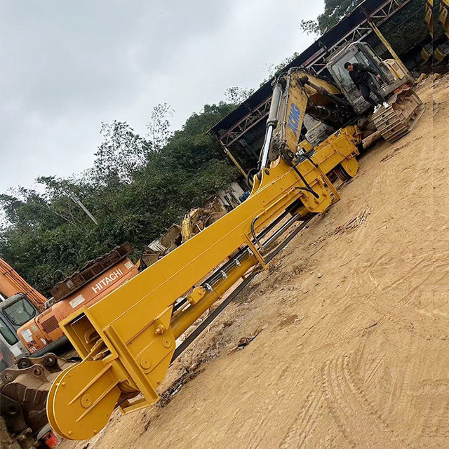 BS900E Excavator Telescopic Arm With Clamshell Bucket Welding Multi-strand Wire Ropes