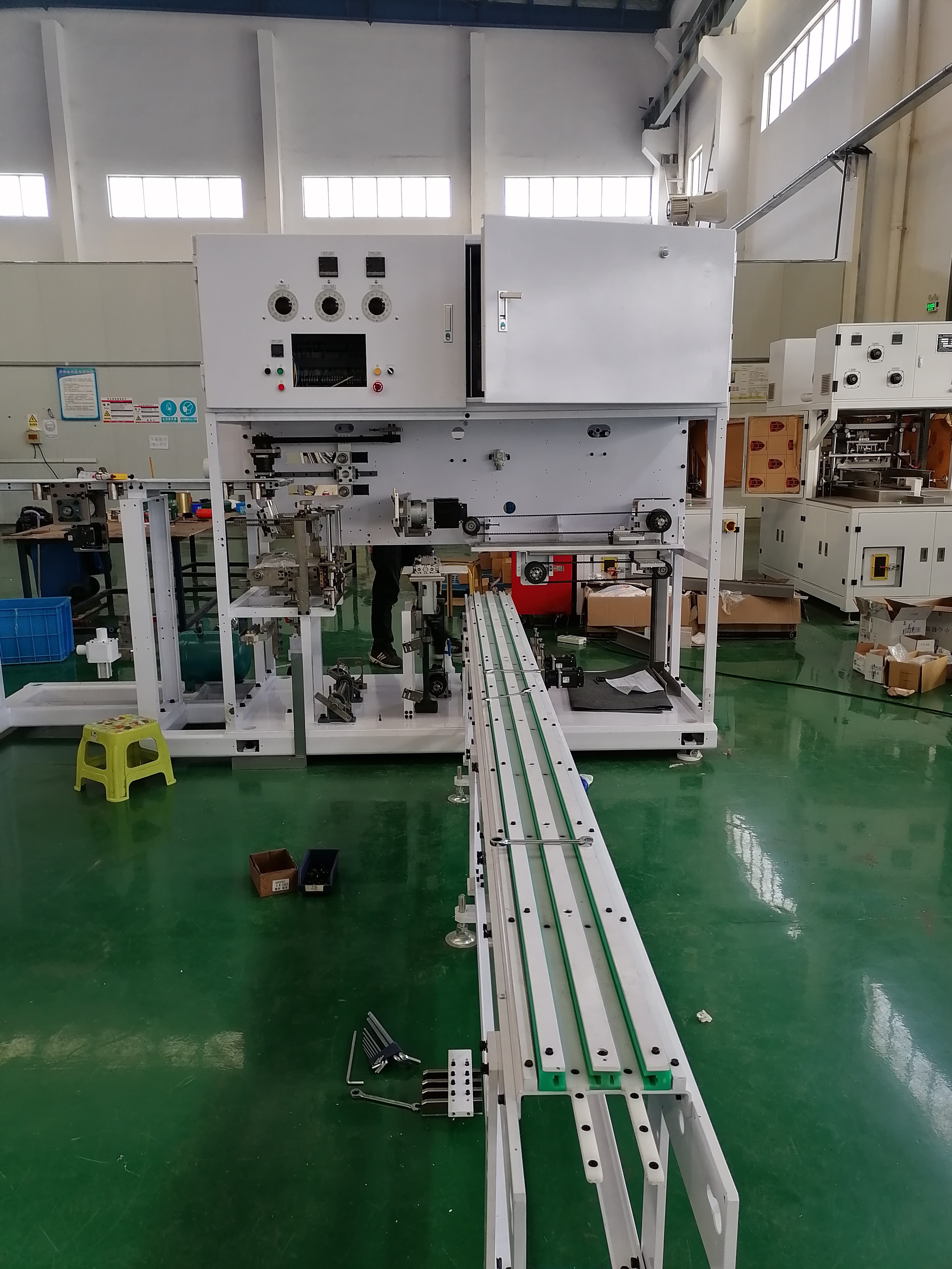 Automatic Control Sanitary Pad Packaging Making Machine 380 V 3 Phase Low Noise