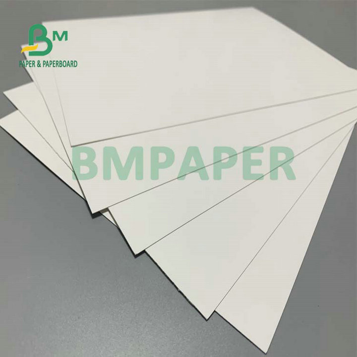 215gsm 220gsm C1S Folding Box Board For Cigarette Carton In White / White 