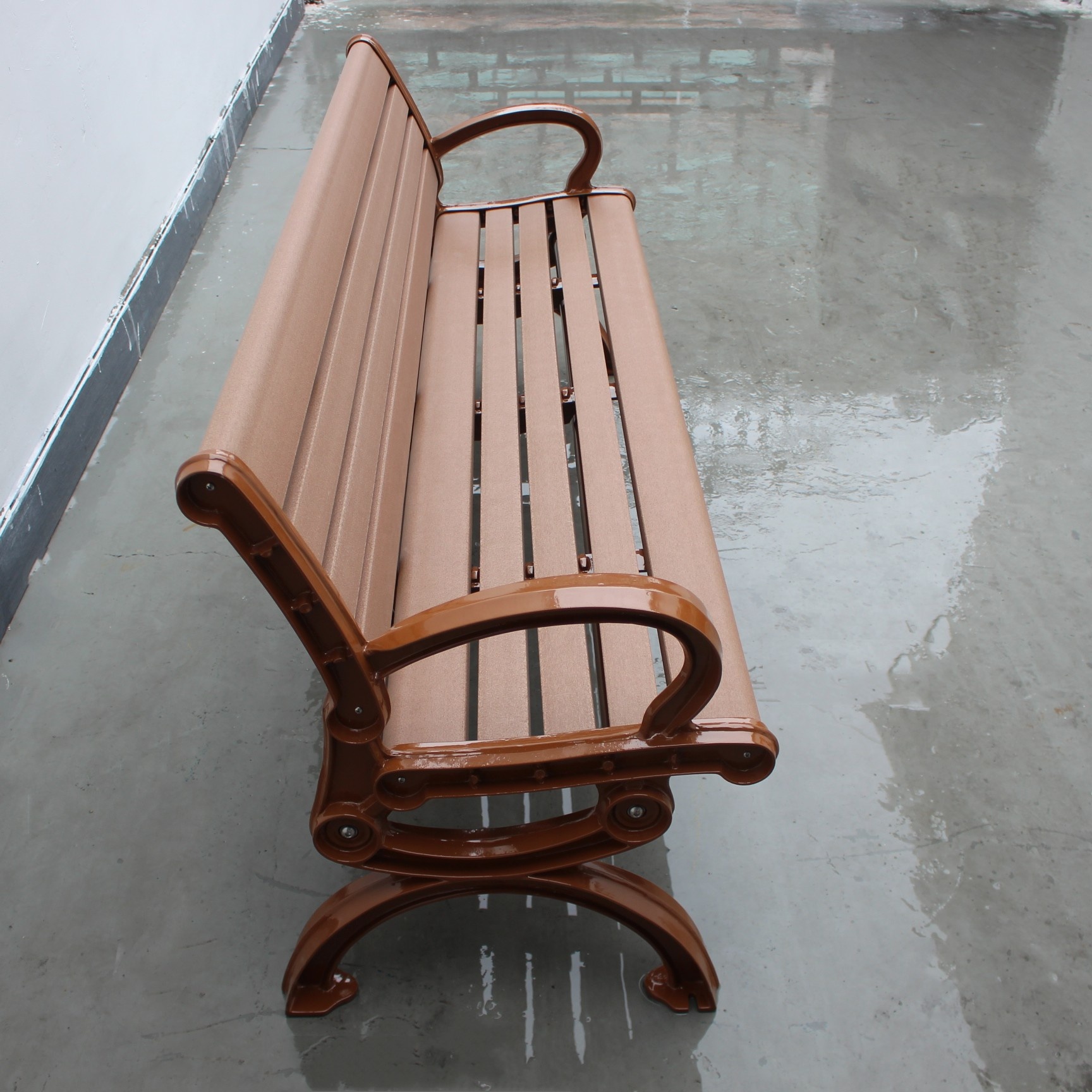 Traditional Rustic Garden Outdoor Wooden Bench With Recycle Composite Material