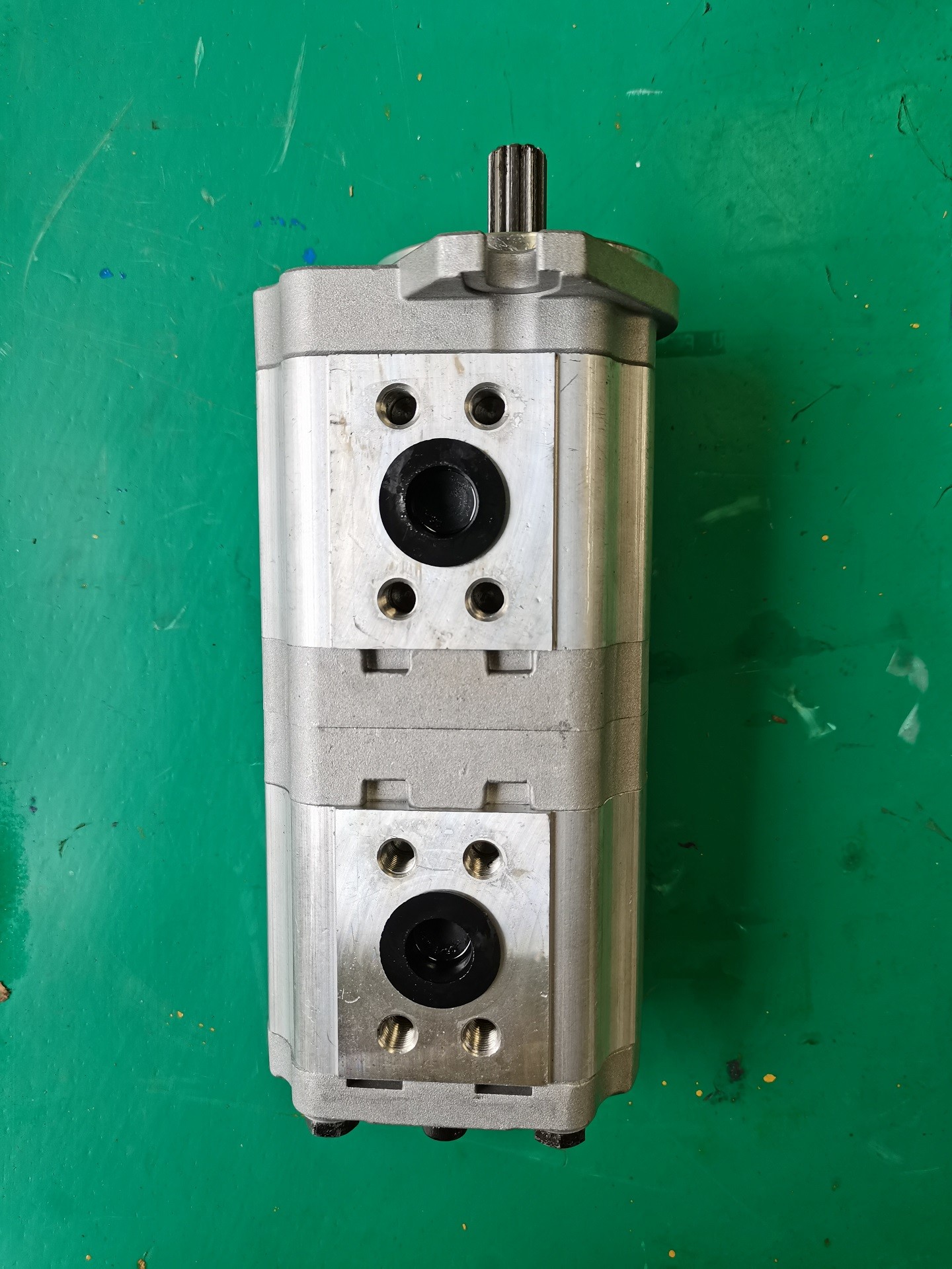 CBTL-F416+F416-AF10ΦR CBTseries aluminum gear pump for DUMP TRUCKS /FORKLIT /CRANES with high quality