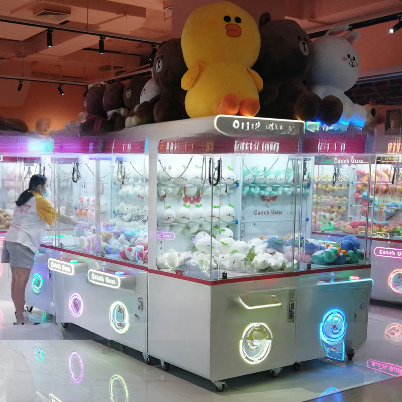 ODM OEM Customized coin operated adjustable vending stuffed toy doll claw game machine for shopping mall