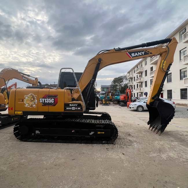 Used Excavator SANY SY135c Little Crawler Excavator 0.6m3 Bucket Capacity