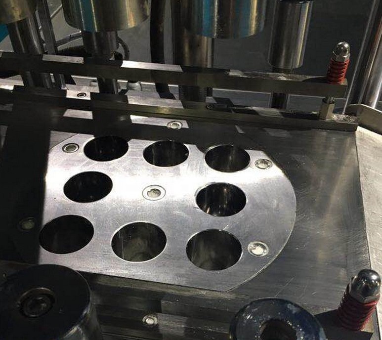 Manual Bubble Ball Press Machine for Garment Shops Custom-made Bath Bomb Production
