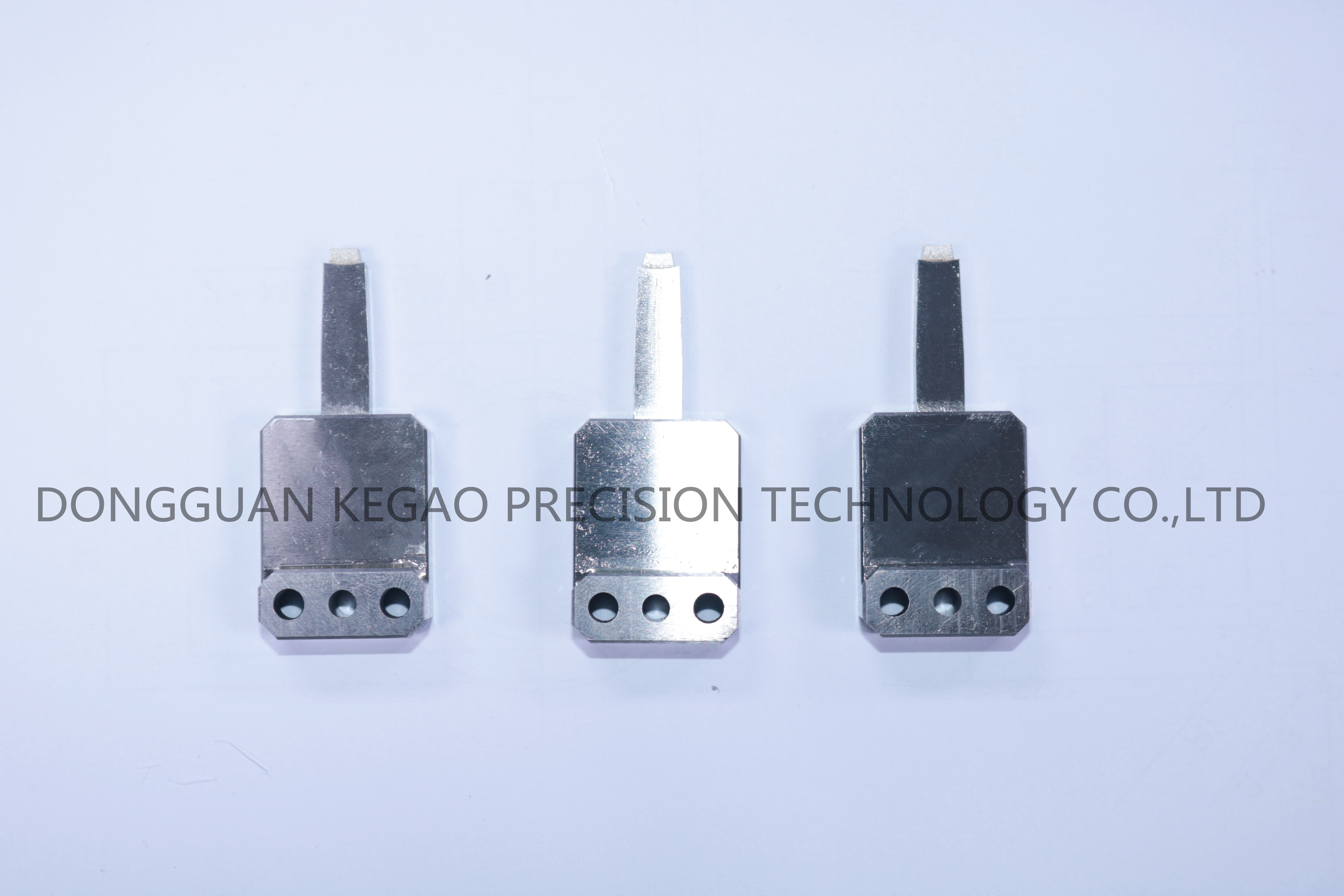 Precision Inserts For Plastic Molding 8407 Material 0.2Ra Grinding Finish