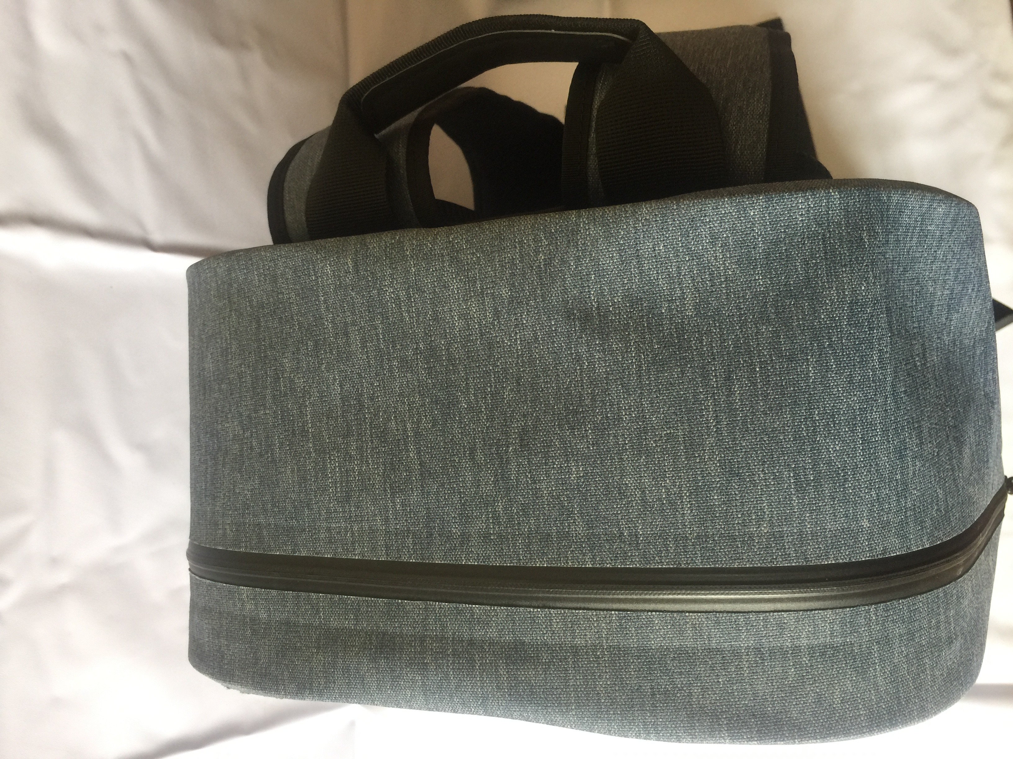 Fashionable Waterproof Travel Bag With High Strength Backpack