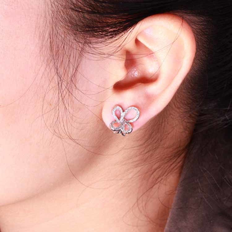 18K White Gold Butterfly Pave Diamonds Stud Earrings for Women Gift (GDE014)