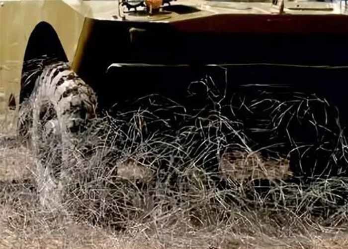 Inconspicuous Obstacles Tank Barrier Mesh Reduce Mobility Barrier