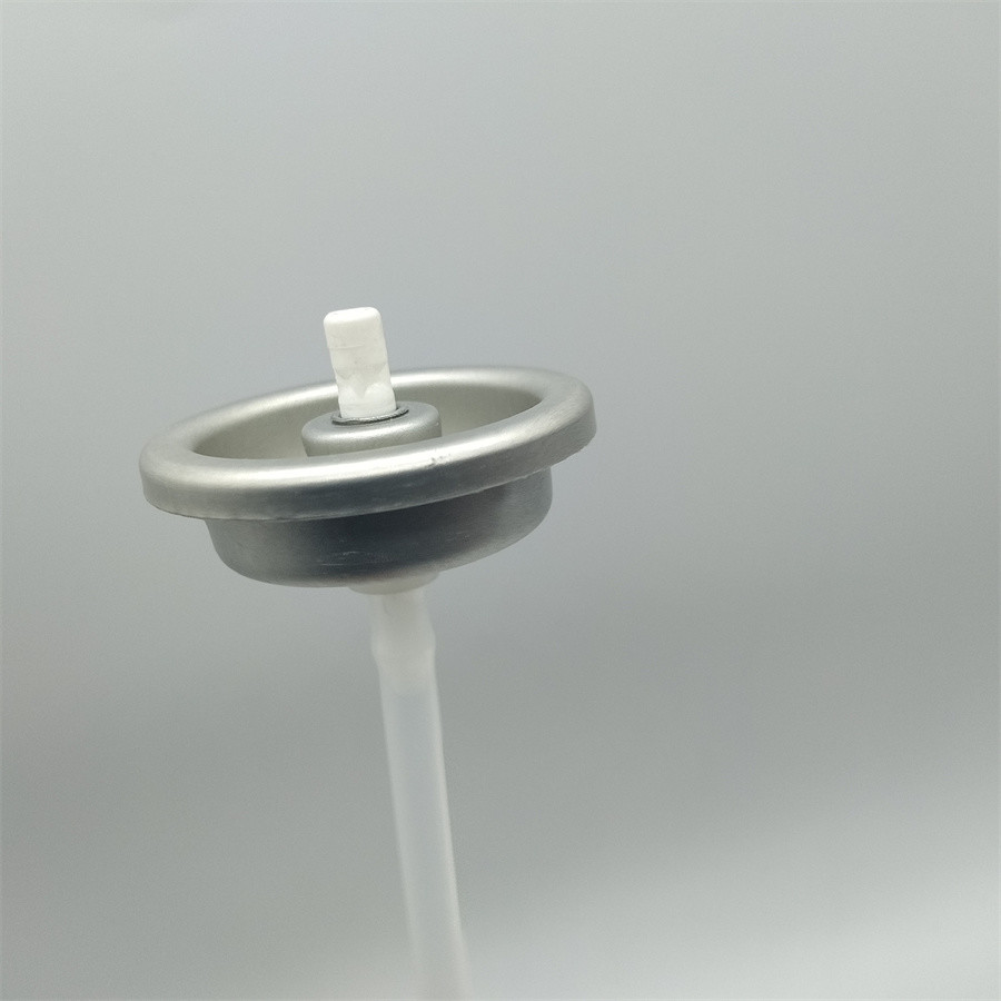 Efficient Carburetor Cleaner Dispenser for DIY Enthusiasts with User-Friendly Operation and Compact Design