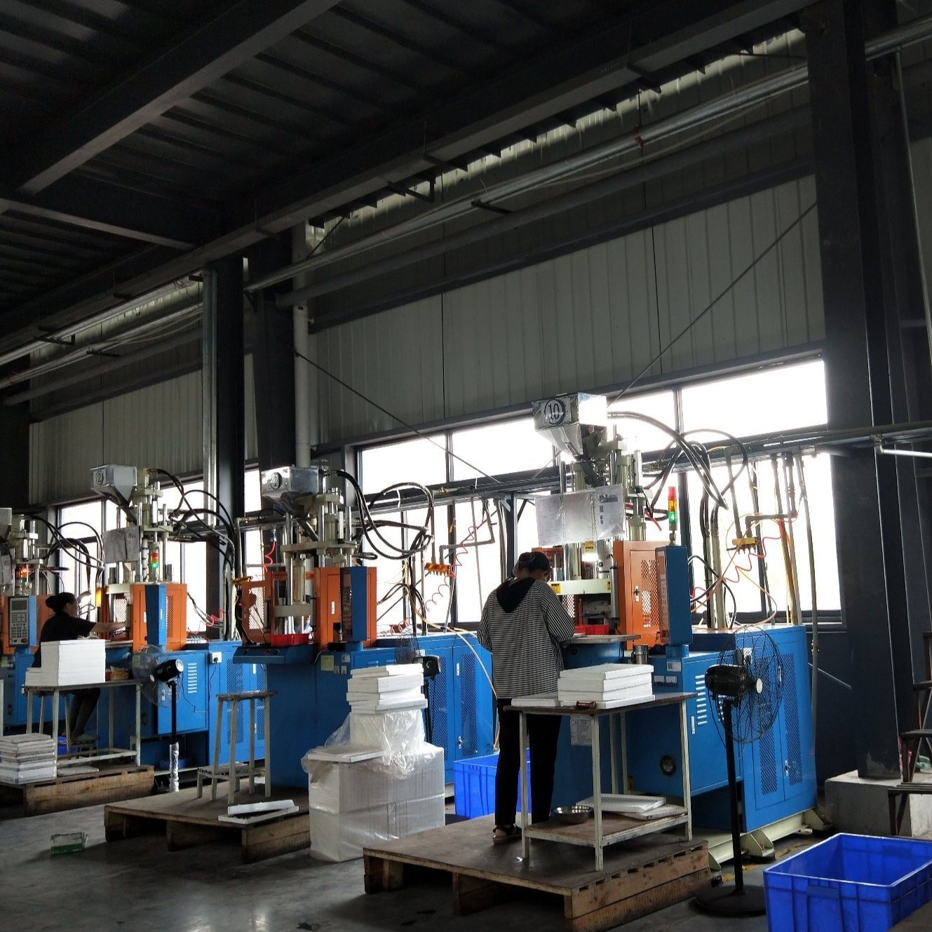 ISO/TS16949 Sintered Ferrite Magnets Cup Shaped Customized