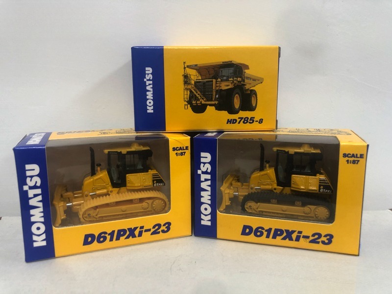 Komatsu D61PXI-23 1/87 Alloy Crawler Dozer Die-Cast Mining Model Collectible
