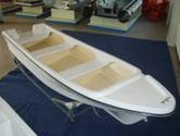 FRP 4.2m Sport Fishing Boats , Single 14 Ft Fiberglass Boat For Entertainment