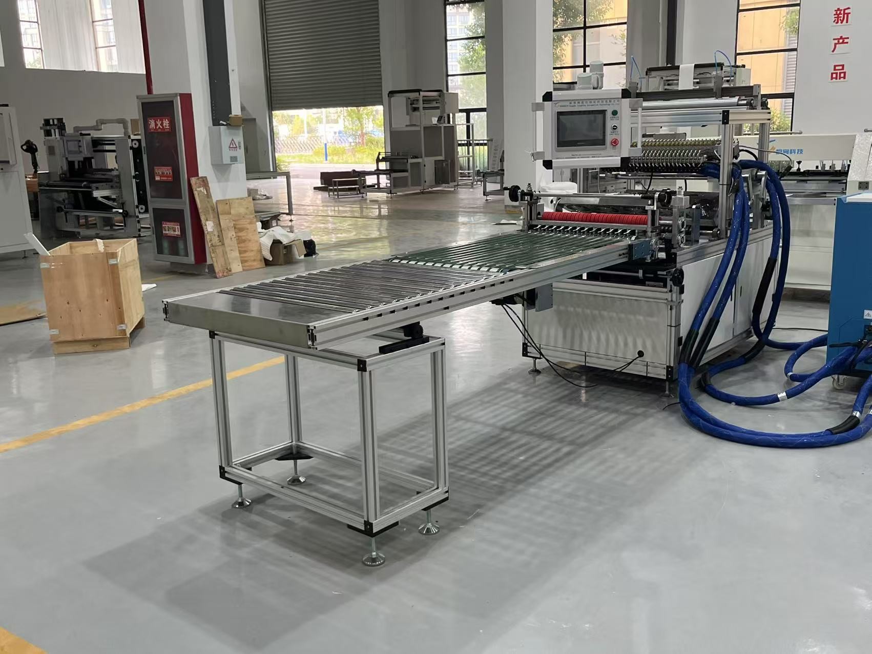 The Hot Melt Adhesive Dispensing Machine is an Environmentally Friendly and Fully Compatible Gluing Machine