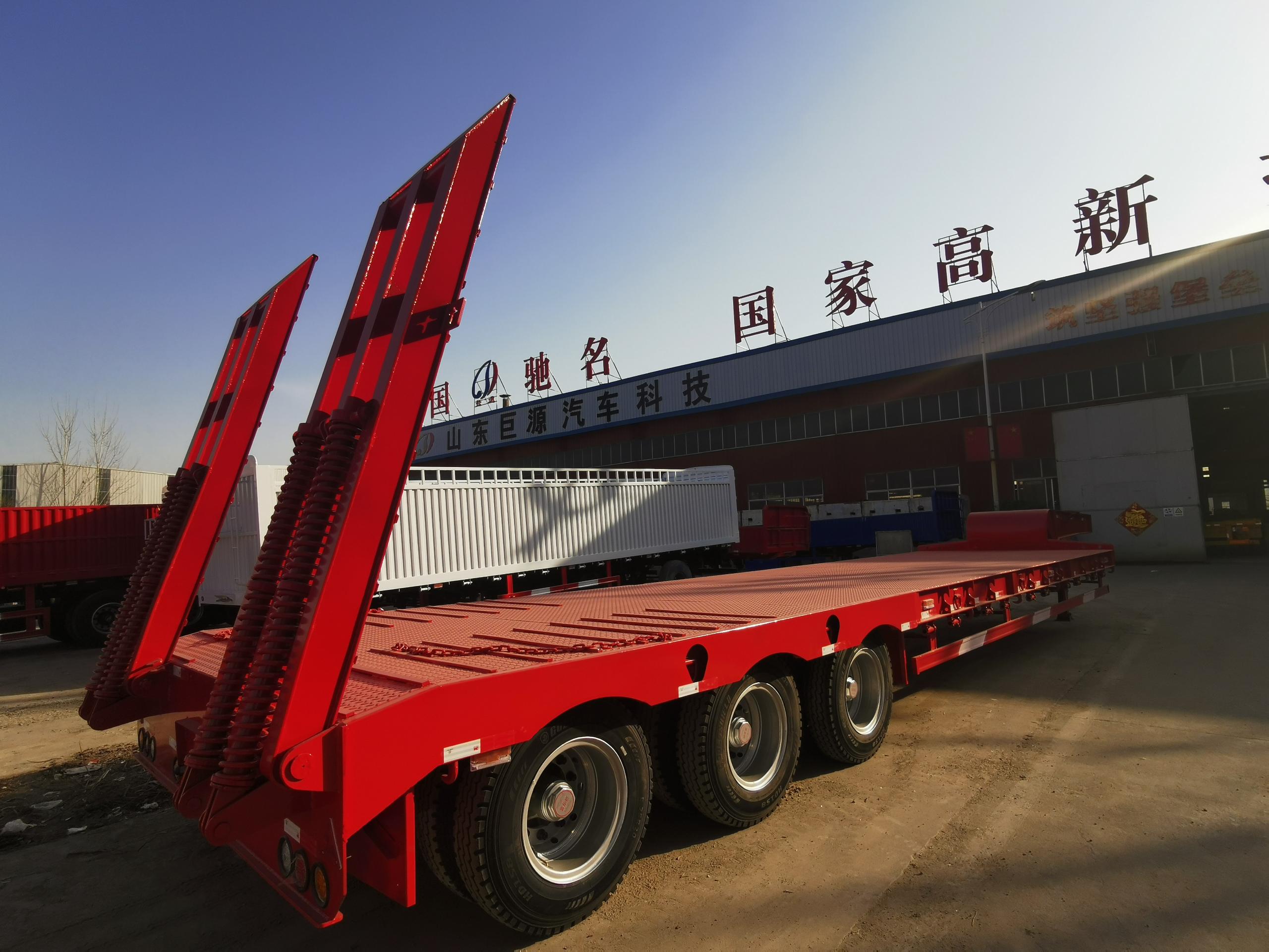 Leaf Spring Semi-Trailer 90 W mm*13 Thickness mm*10 Layer for Heavy Equipment Carrier