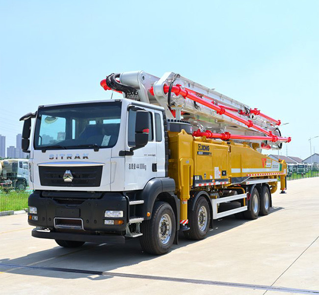 240-470 Horsepower Concrete Pump Truck For Smooth And Precise Concrete Pouring