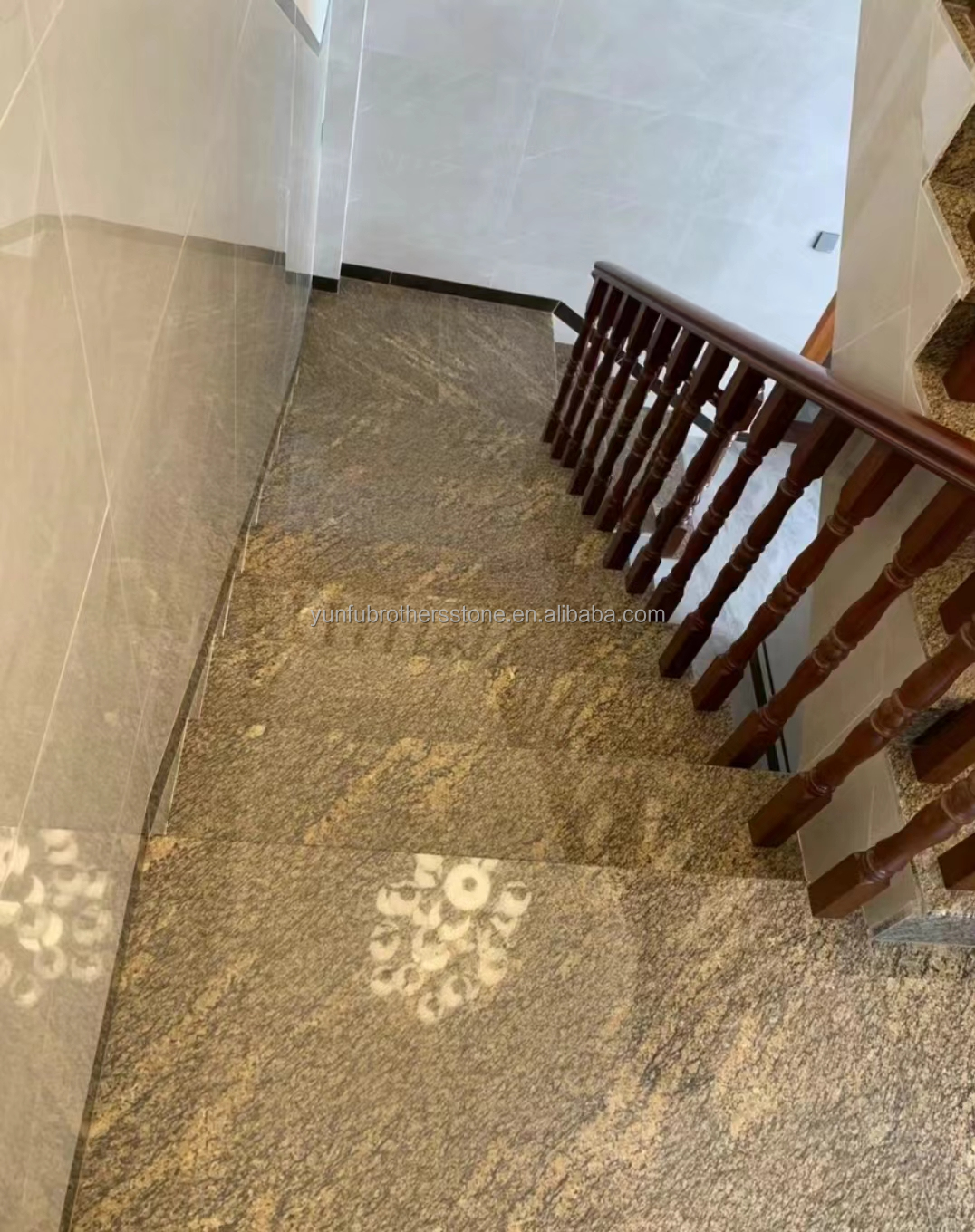 Polished California Gold Granite Cut-To-Size for Stairs and Door Frame in Modern Outdoor
