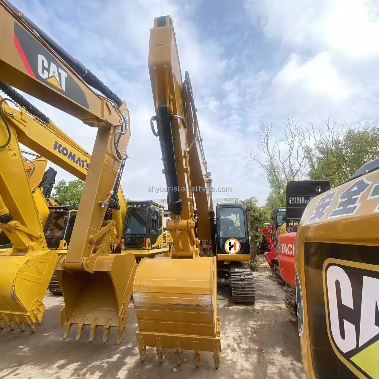 Second Hand CAT323 Excavator with Original Hydraulic Cylinder and Soft Steel Design