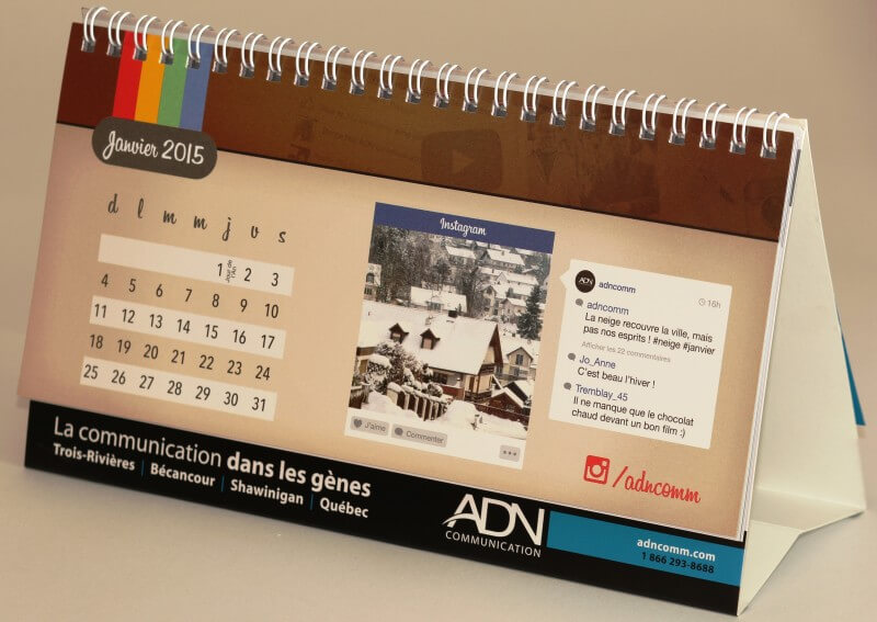 Desk calendar produced by automatic wire binding machine pBW580S