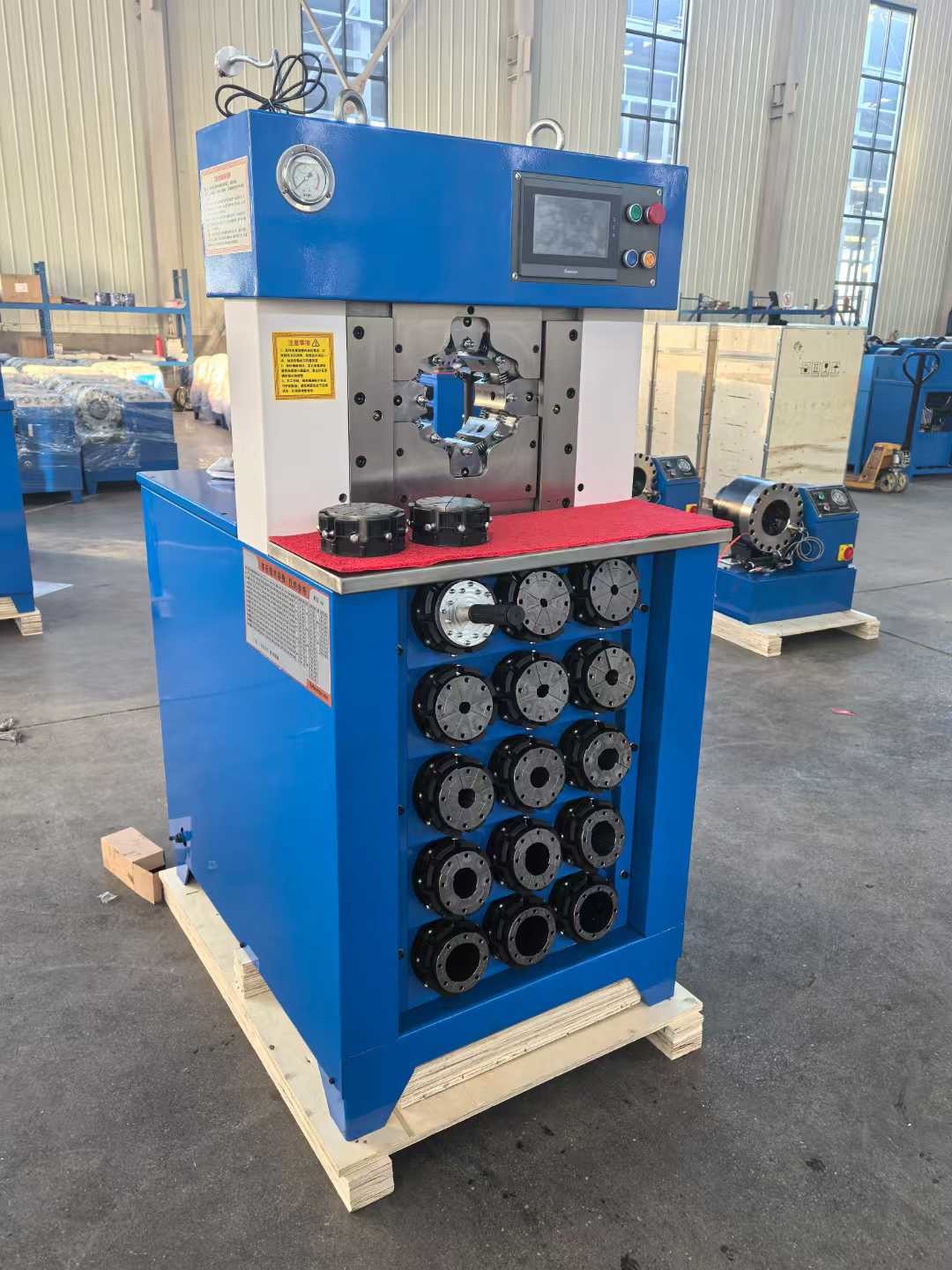 Blue Colors 3 Inch PLC Control System 6 - 76mm AC Hose Crimping Machine For Efficient Crimping Max Opening 158mm