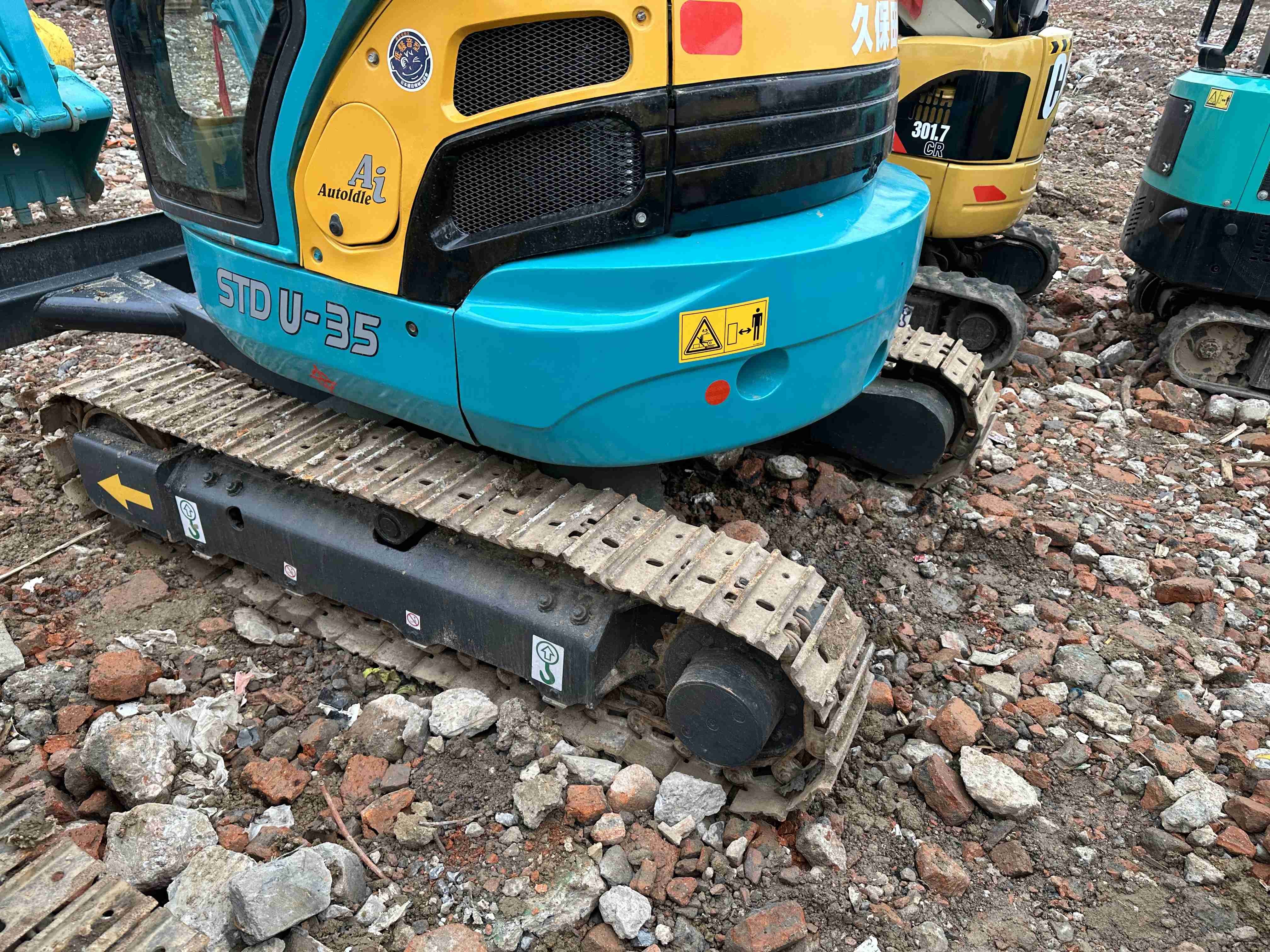 Used Kubota Digger U35 Secondhand 3.5ton Small Type Mini Crawler Excavator