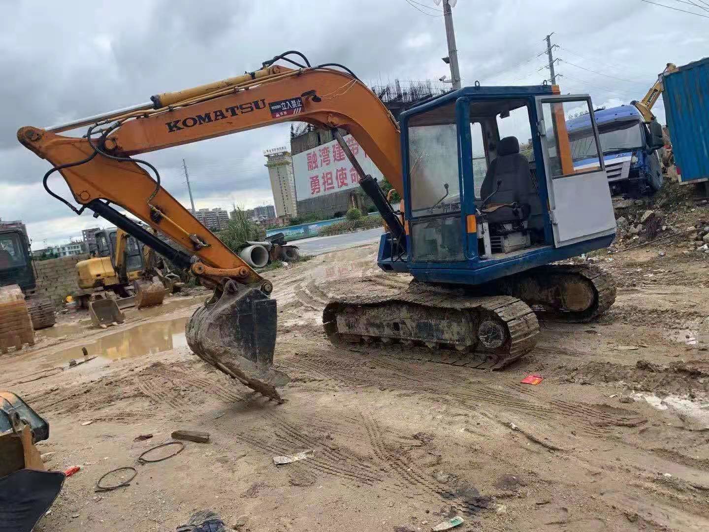 High Hedge Rate 0.25M3 6 Ton Komatsu PC60 6 Excavator