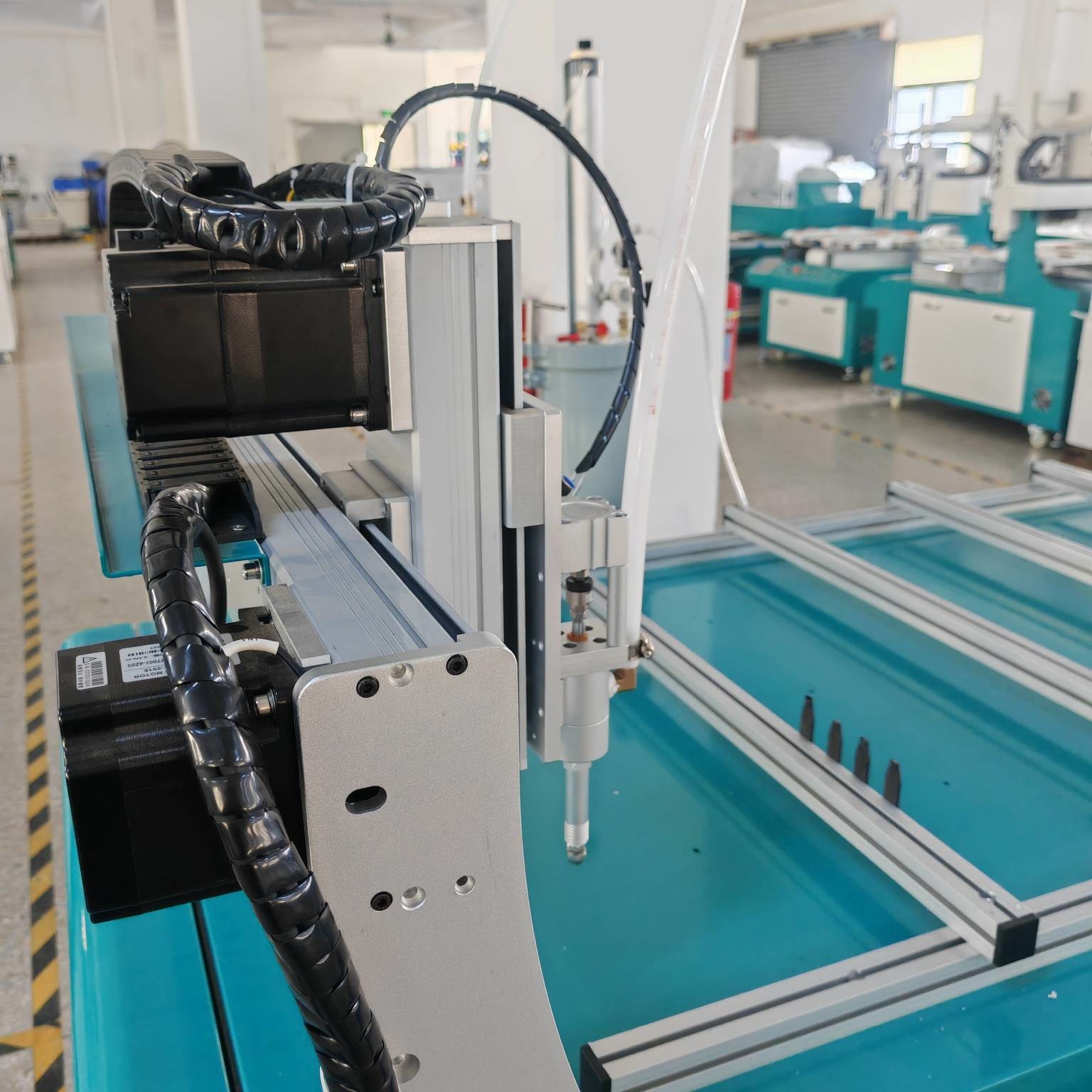 LED Batten Light Automatic Glue Dispenser 3 Axis CNC Glue Dispenser 50Hz - 60Hz