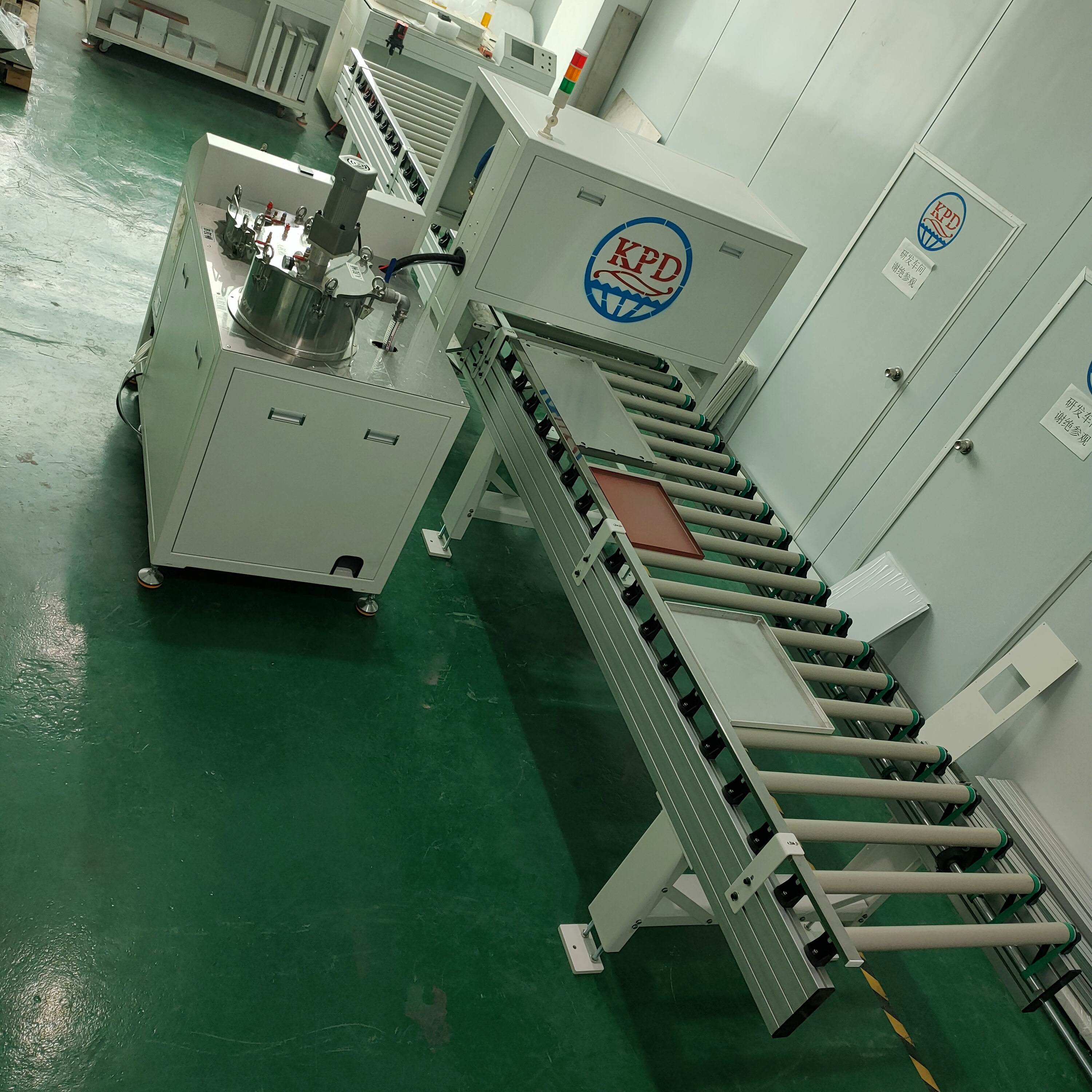 Eps Panel Line Honeycomb Panel Production with Automatic Glue Machine