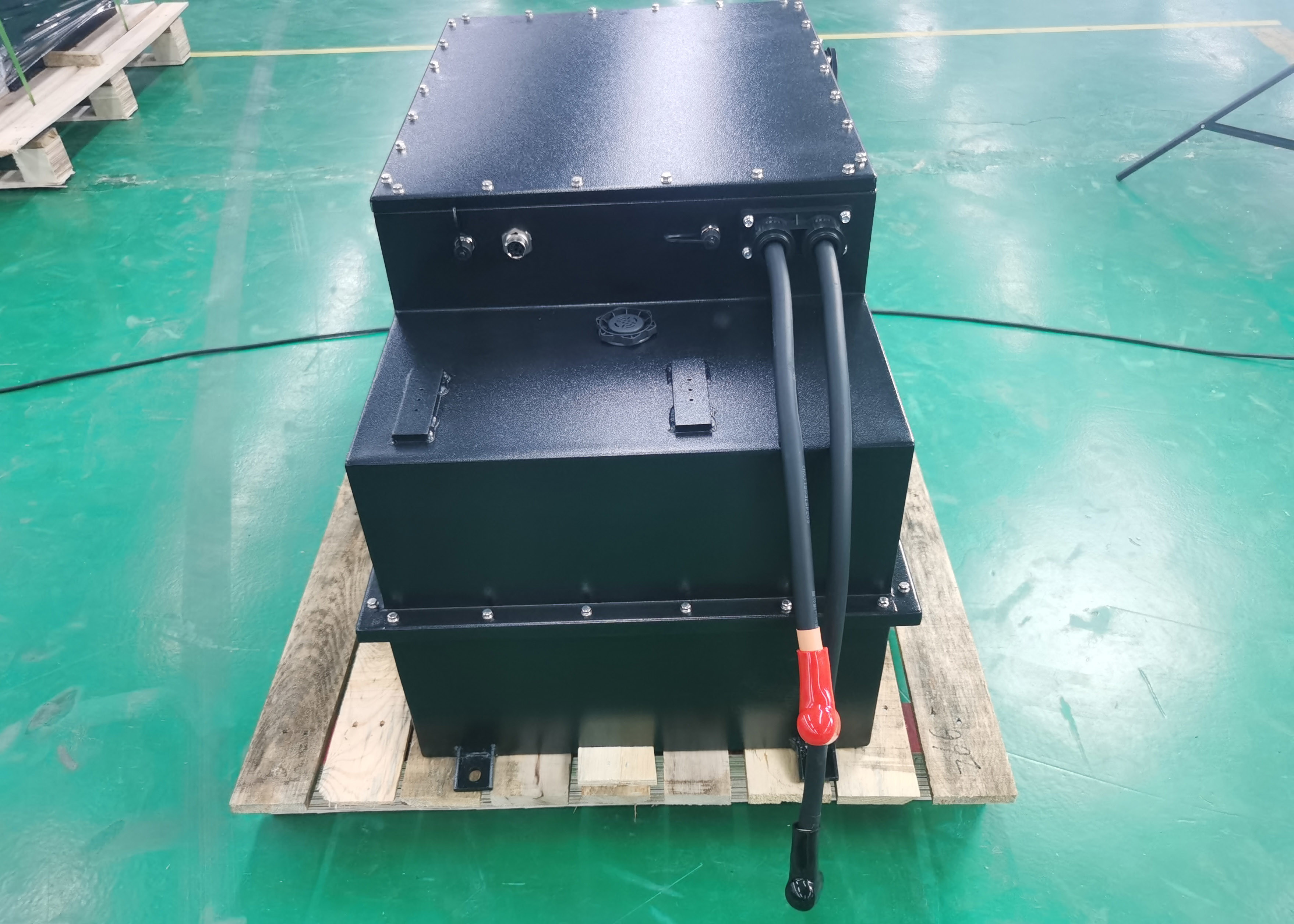 153V350Ah 53.76KWh IP67 Lithium Iron Phosphate Battery