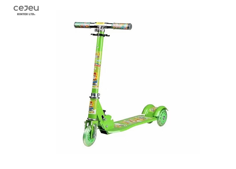 Folding 3 Rounds Of Flash Baby Kick Scooter 81*38*60CM For 4 Year Old