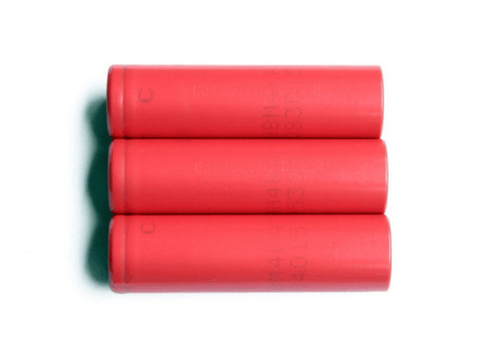 UR18650FM 3.6V 2600mAh Lithium Ion Battery Cells For Electric Tool 18*65mm