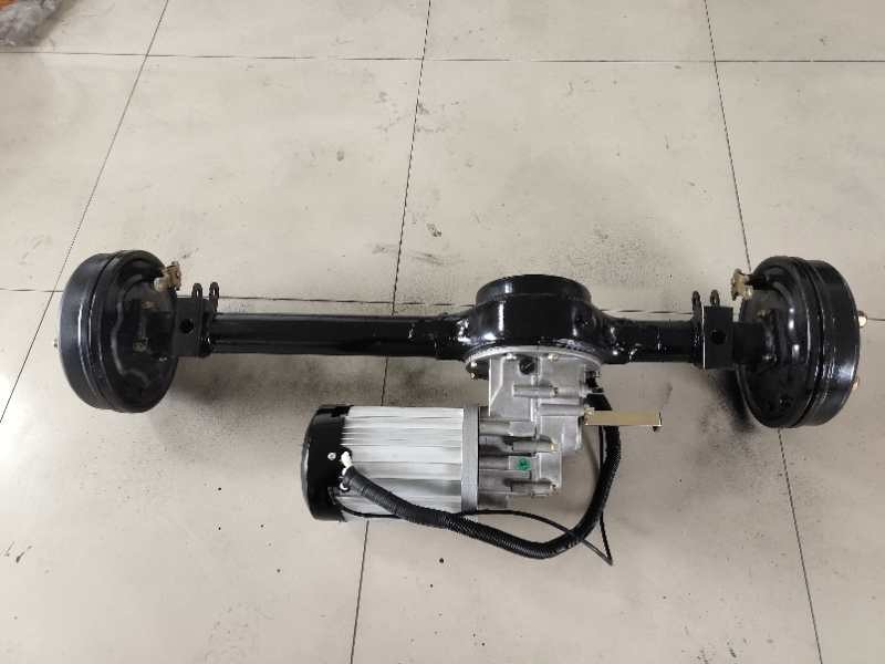 Electric Load Tricycle Rear Axle With 2 - 3KW Permanent Magnet Synchronous Motor