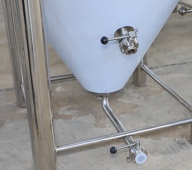 Insulated 1000L Conical Beer Fermenter with Glycol Jacket and Polyurethane Insulation