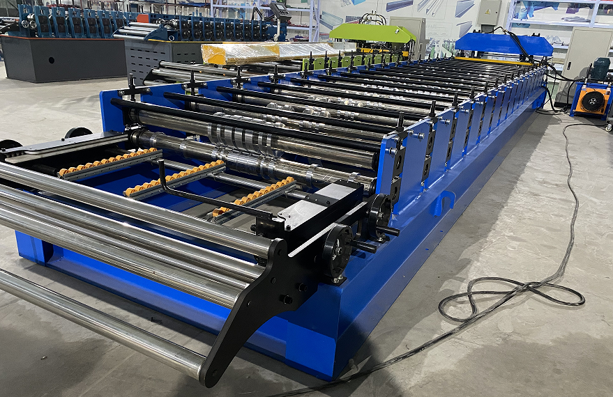 main rolling formig machine