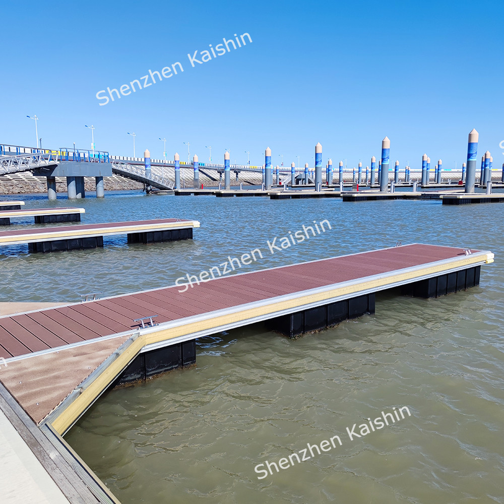 D Type Marine Rubber Fenders Dock Rubber Bumper For Ports Maritime Offshore